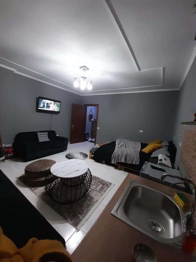 Koa Studio 1 Корча Екстериор снимка