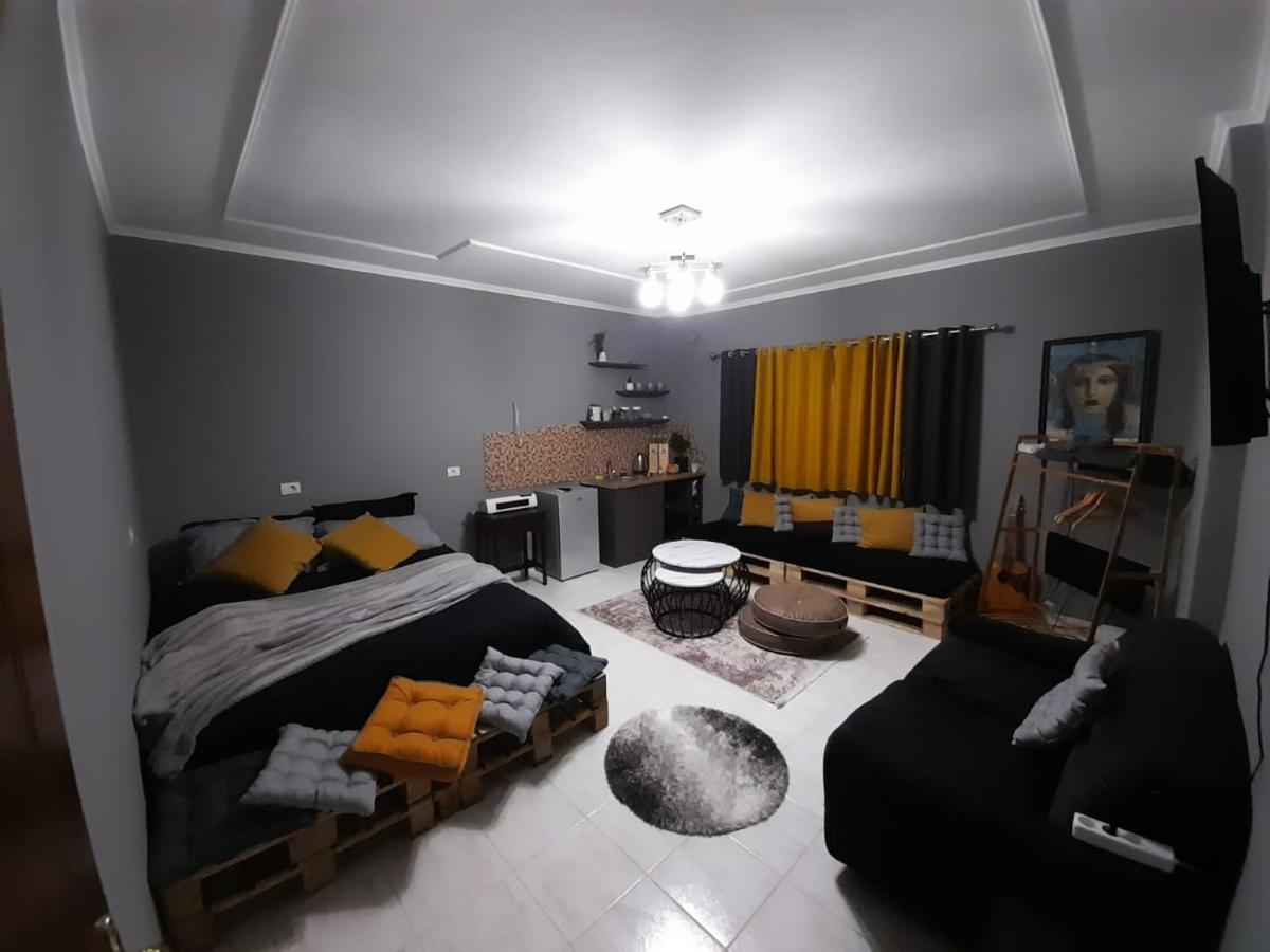 Koa Studio 1 Корча Екстериор снимка
