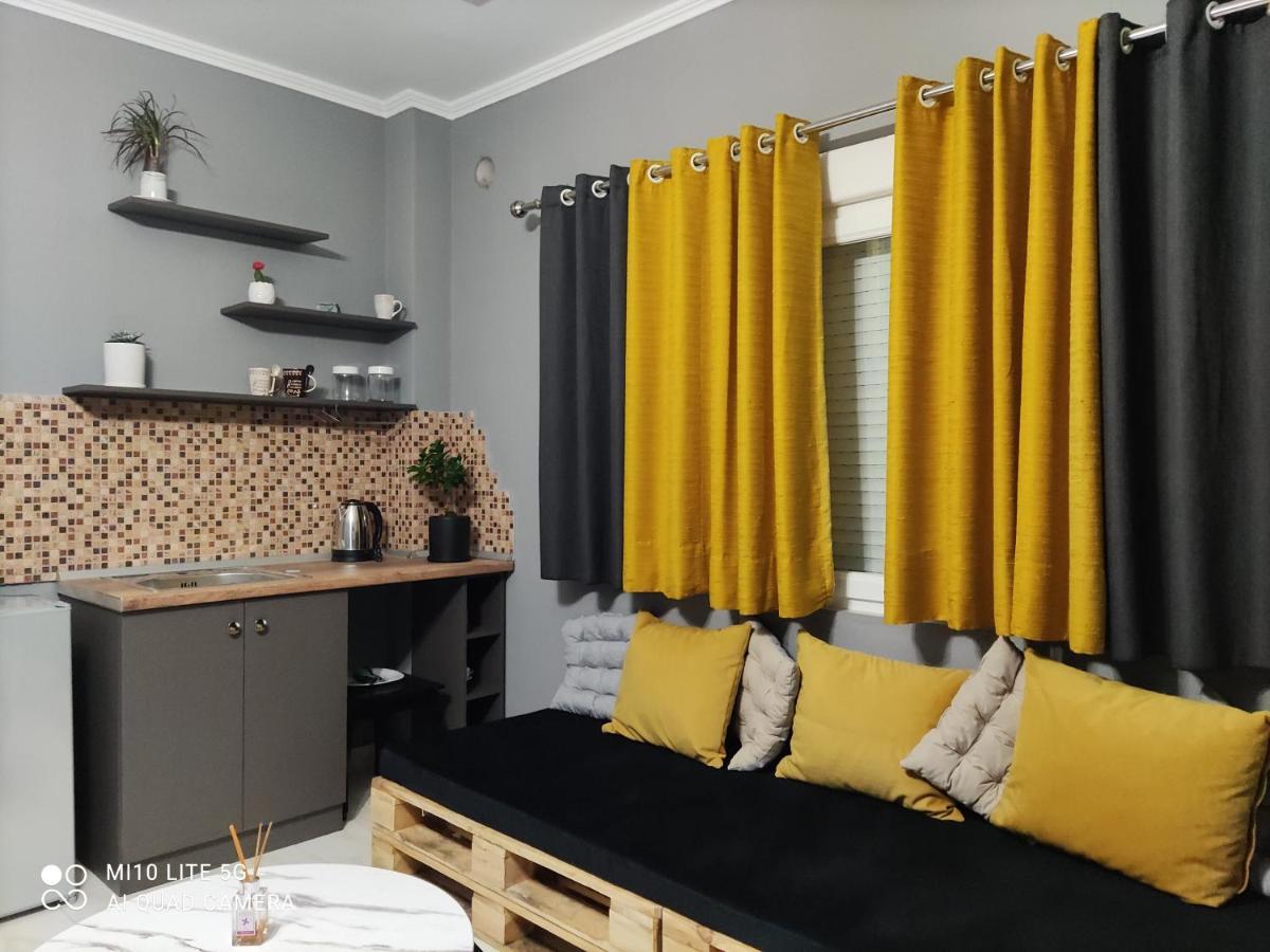 Koa Studio 1 Корча Екстериор снимка