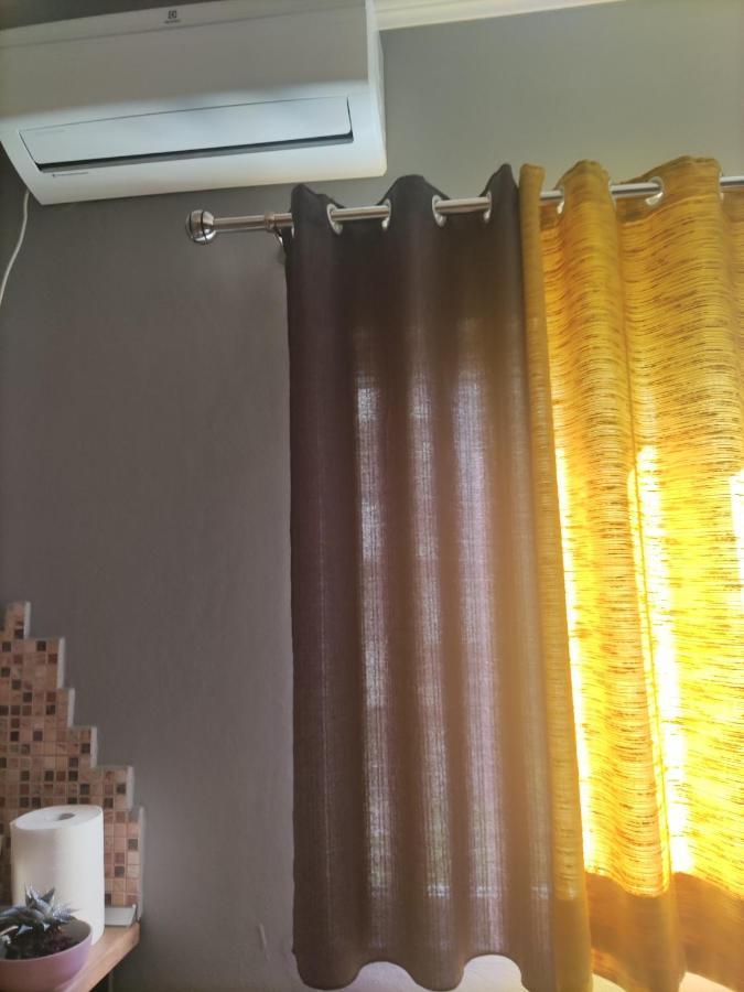 Koa Studio 1 Корча Екстериор снимка
