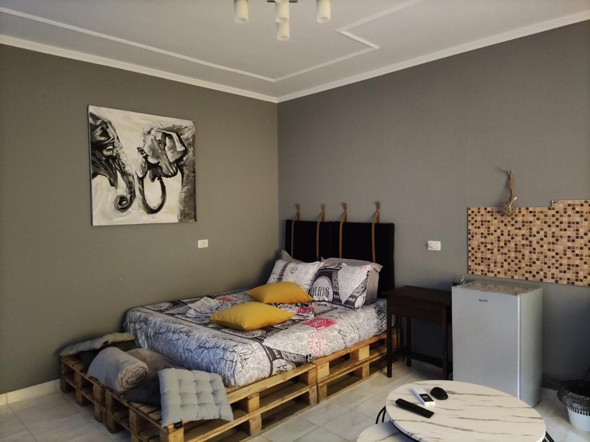 Koa Studio 1 Корча Екстериор снимка