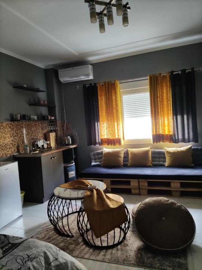 Koa Studio 1 Корча Екстериор снимка