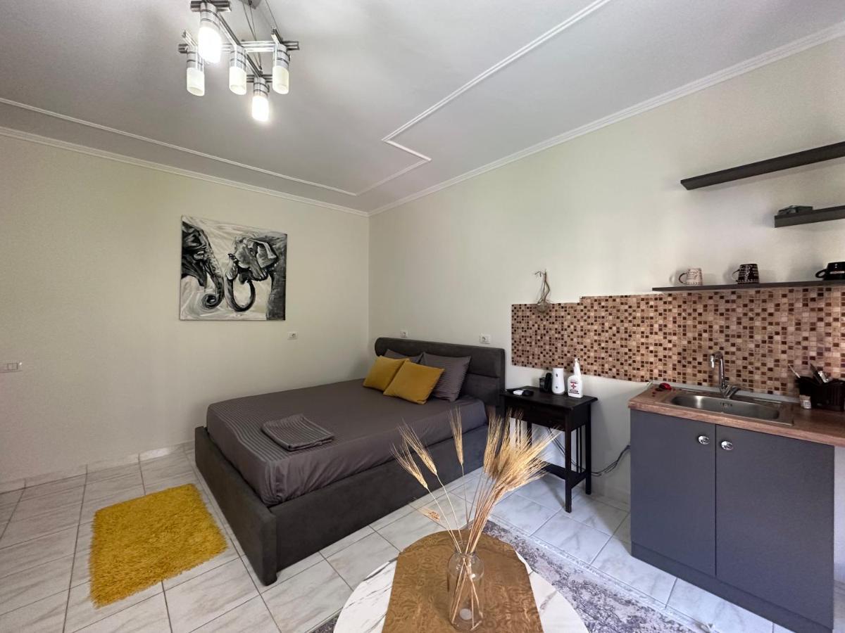 Koa Studio 1 Корча Екстериор снимка