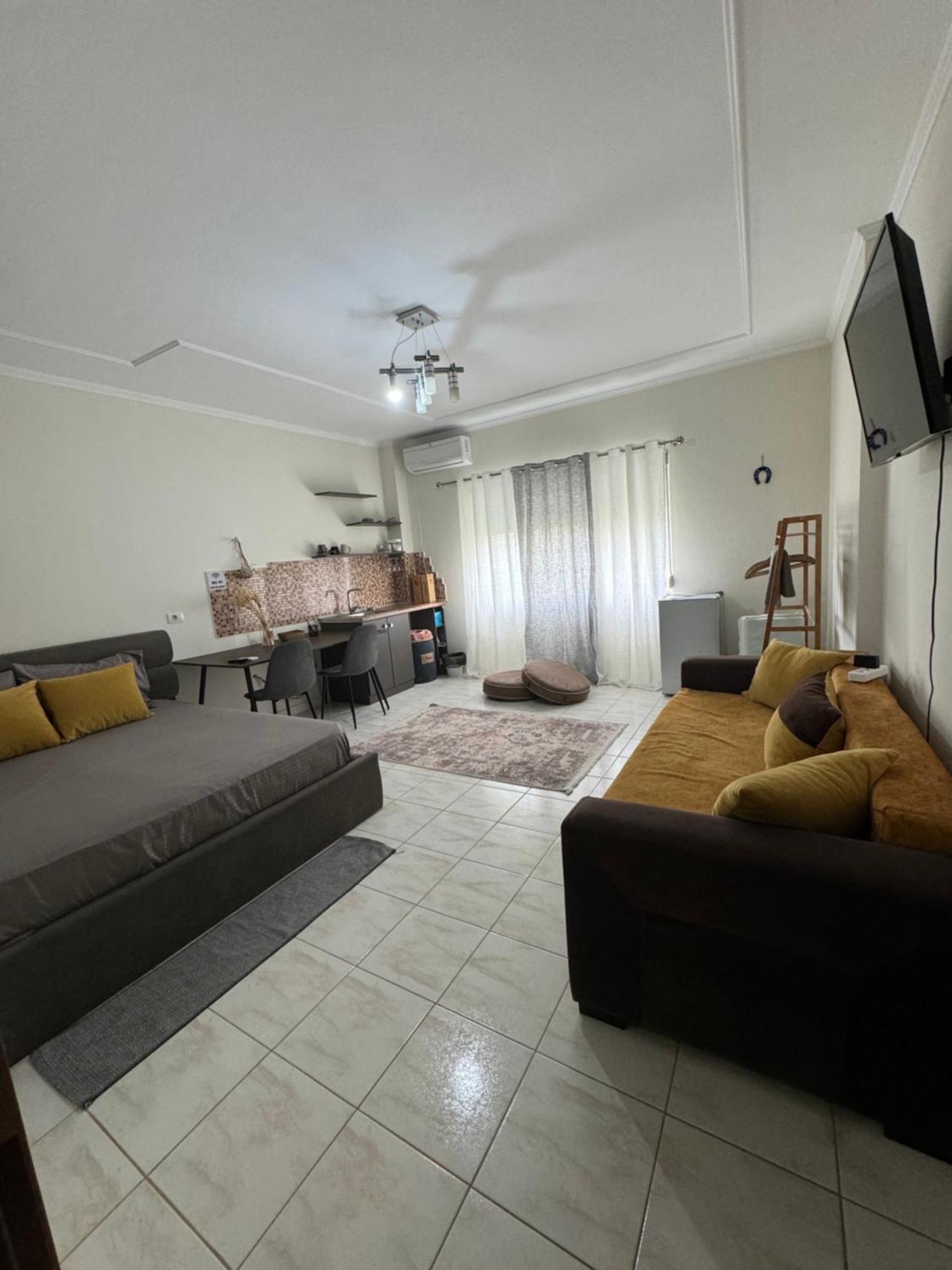 Koa Studio 1 Корча Екстериор снимка
